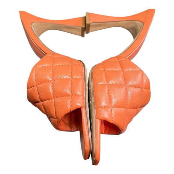 Vince Camuto Women's Orange Quilted Slide Sandals 4 Inch Heel Size 7 - Picture 6 of 10